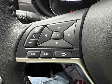 NISSAN VERSA 2022 - Thumbnail 15