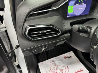 CHEVROLET BOLT EUV 2023 - Thumbnail 13