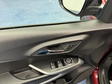 CHEVROLET TRAX 2025 - Thumbnail 11